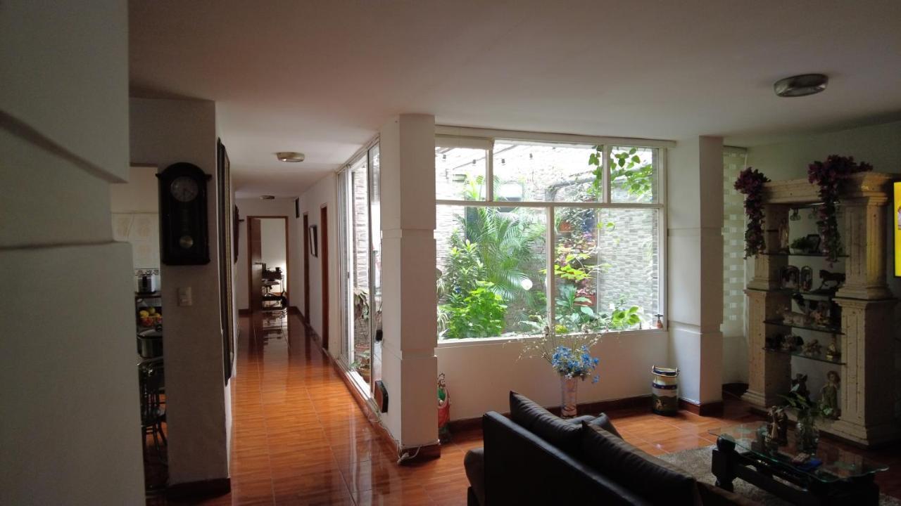 Noras Homestay Laureles Medellín Exterior foto